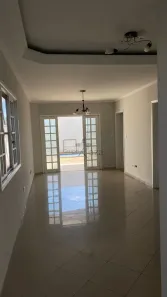 Casa de Condomínio com 3 Quartos para alugar, 160m² no Jardim Santa Maria, Jacareí
