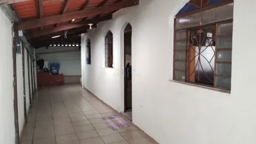 Casa com 3 Quartos à venda, 200m² no Ressaca, Contagem