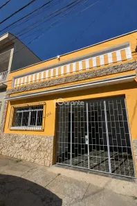 Casa com 3 Quartos à venda, 150m² no Centro, Amparo