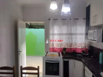 Casa com 5 Quartos à venda, 240m² no Jardim Aida, Guarulhos