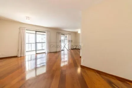 Apartamento com 3 Quartos à venda, 167m² no Vila Uberabinha, São Paulo