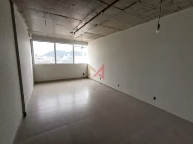 Sala Comercial à venda, 32m² no Praia da Costa, Vila Velha