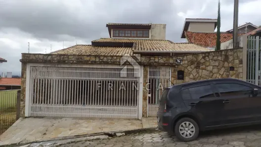 Casa com 3 Quartos à venda, 250m² no Cidade Jardim, Jacareí