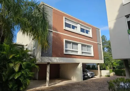 Casa de Condomínio com 5 Quartos para venda ou aluguel, 350m² no Vila Morumbi, São Paulo