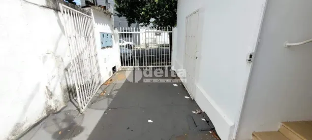 Casa com 3 Quartos à venda, 200m² no Martins, Uberlândia