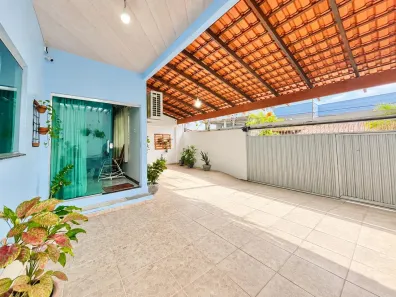 Casa com 2 Quartos à venda, 250m² no Coroado, Manaus