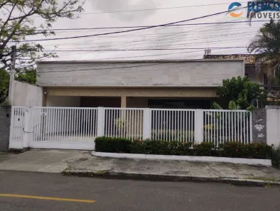 Casa de Condomínio com 4 Quartos à venda, 150m² no São Francisco, Niterói