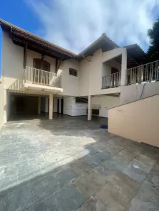 Casa com 3 Quartos para alugar, 200m² no Centro, Barra Bonita