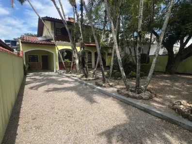 Casa com 4 Quartos à venda, 190m² no Sertão do Maruim, São José