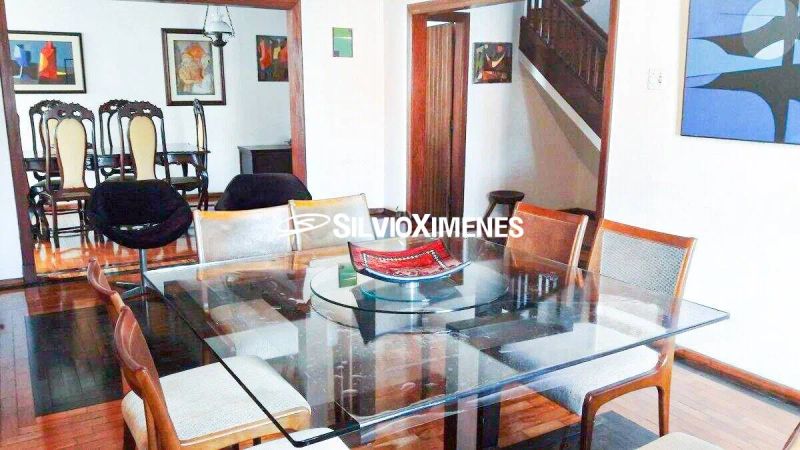 Casa com 4 quartos — Barro Preto, Belo Horizonte