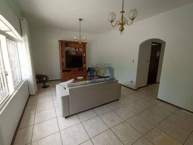 Casa com 3 Quartos à venda, 220m² no Jardim Líbano, São Paulo
