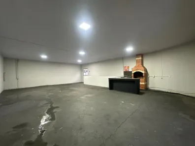 Ponto Comercial para alugar, 75m² no Barcelona, Serra