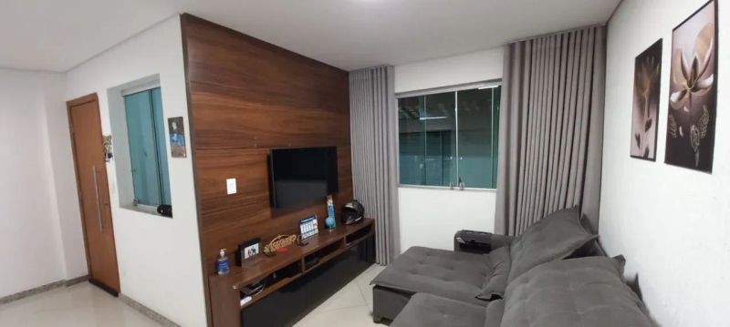 Casa com 3 quartos — Planalto, Belo Horizonte