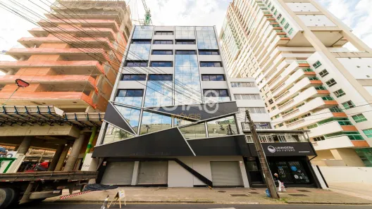 Sala Comercial para alugar, 1890m² no Centro, Curitiba