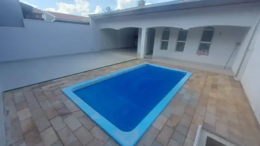 Casa com 3 Quartos à venda, 209m² no Vila Amorim, Americana