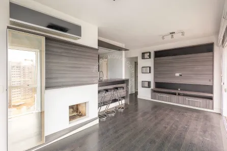 Apartamento com 2 Quartos para alugar, 74m² no Três Figueiras, Porto Alegre