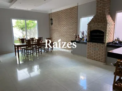 Casa com 3 Quartos à venda, 240m² no Aclimação, Uberlândia
