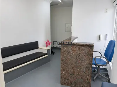 Sala Comercial à venda, 38m² no Centro, São José dos Campos