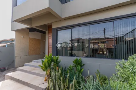 Casa com 3 Quartos à venda, 270m² no Jardim Leopoldina, Porto Alegre