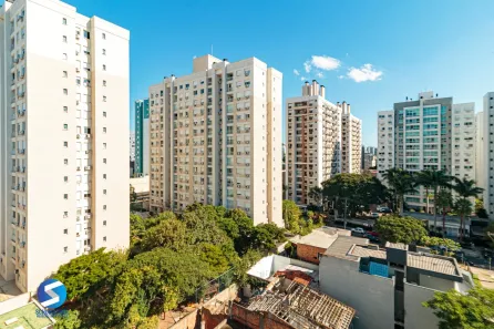 Apartamento com 2 Quartos à venda, 138m² no Passo da Areia, Porto Alegre