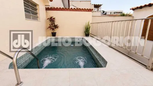 Casa com 3 Quartos à venda, 347m² no Vila Isabel, Rio de Janeiro