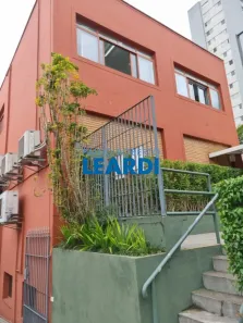 Imóvel Comercial com 7 Quartos para venda ou aluguel, 628m² no Vila Madalena, São Paulo