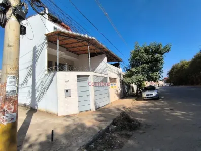 Prédio Residencial à venda, 259m² no Castanheiras, Governador Valadares
