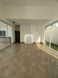 Casa de Condomínio com 3 Quartos para alugar, 230m² no Granja Marileusa, Uberlândia