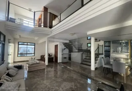 Sobrado com 4 Quartos para alugar, 400m² no Morada da Colina, Uberlândia