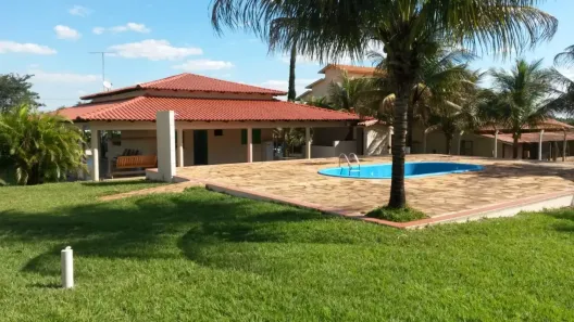 Fazenda/Sítio com 3 Quartos à venda, 330m² no Estâncias Aroeira, Trindade
