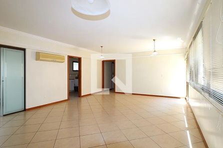 Apartamento com 3 Quartos à venda, 160m² no Rio Branco, Porto Alegre