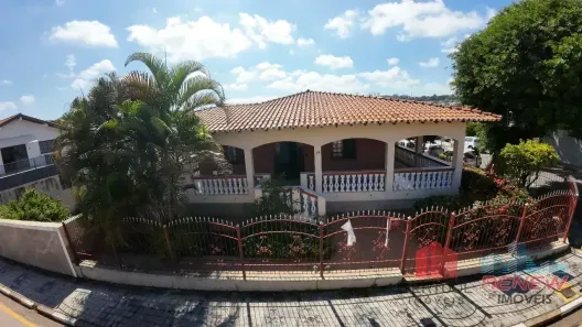 Imóvel Comercial com 3 Quartos à venda, 345m² no Centro, Vinhedo