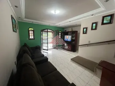 Sobrado com 3 Quartos à venda, 224m² no Jardim Guapituba, Mauá