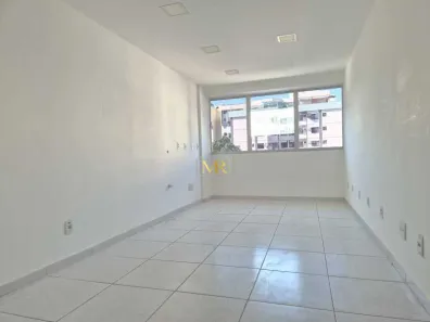 Sala Comercial para venda ou aluguel, 22m² no Freguesia (Jacarepaguá), Rio de Janeiro