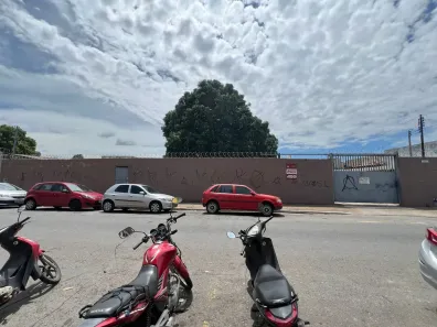 Lote/Terreno à venda, 1830m² no Vila Abajá, Goiânia