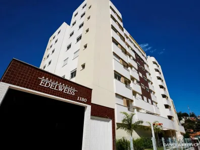 Apartamento com 2 Quartos à venda, 67m² no Capoeiras, Florianópolis