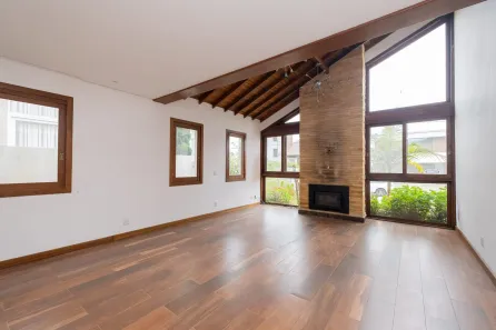 Casa com 3 Quartos à venda, 303m² no Laranjal, Pelotas
