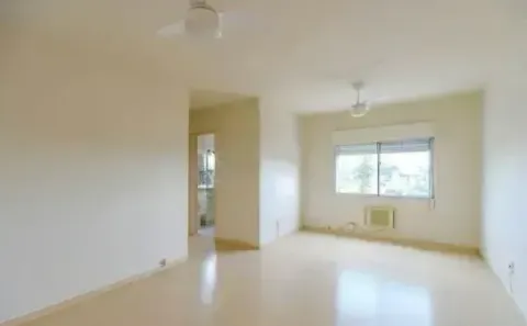 Apartamento com 2 Quartos à venda, 84m² no Medianeira, Porto Alegre