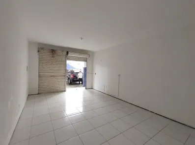 Ponto Comercial para alugar, 27m² no Messejana, Fortaleza