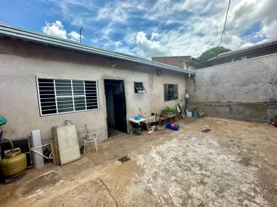 Casa com 3 Quartos à venda, 120m² no Conjunto Habitacional Ana Jacinta, Presidente Prudente