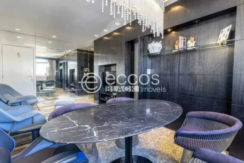 Cobertura com 3 quartos — Lourdes, Belo Horizonte