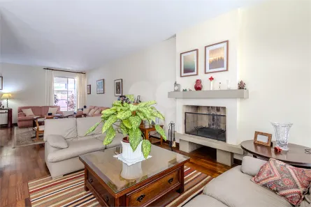 Sobrado com 5 Quartos à venda, 316m² no Vila Madalena, São Paulo