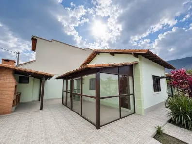 Casa com 2 Quartos à venda, 90m² no Jardim Atlântico Oeste (Itaipuaçu), Maricá