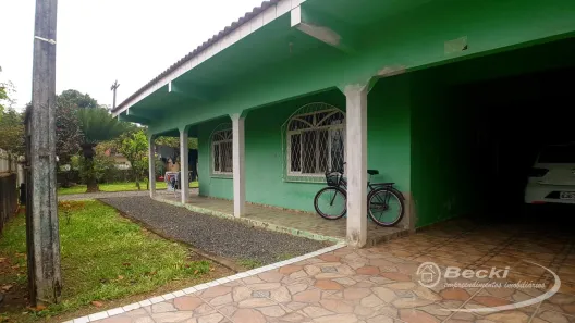 Casa com 3 Quartos à venda, 195m² no Aventureiro, Joinville