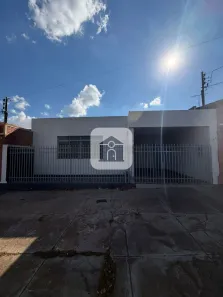 Imóvel Comercial com 3 Quartos para alugar, 209m² no Miranda, Araguari