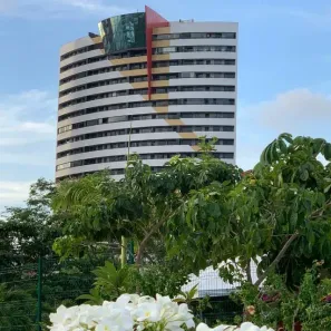Apartamento com 2 Quartos para alugar, 83m² no Cocó, Fortaleza