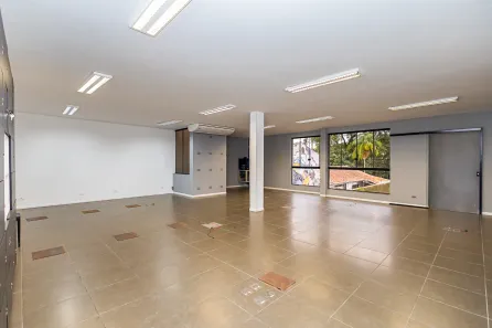 Ponto Comercial para alugar, 300m² no Hugo Lange, Curitiba
