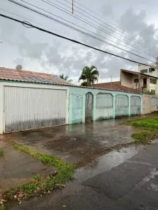 Casa com 3 Quartos à venda, 259m² no Jardim Nhanhá, Campo Grande