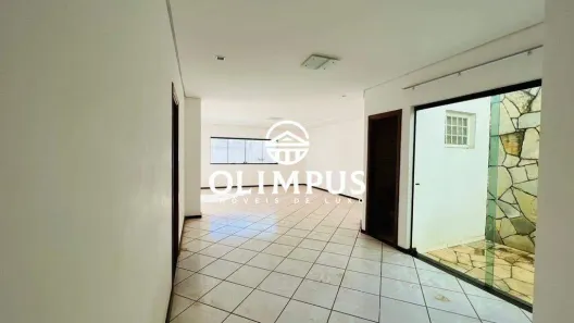 Casa com 5 Quartos à venda, 215m² no Jardim Karaíba, Uberlândia