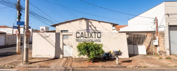 Casa com 1 Quarto à venda, 290m² no Granada, Uberlândia